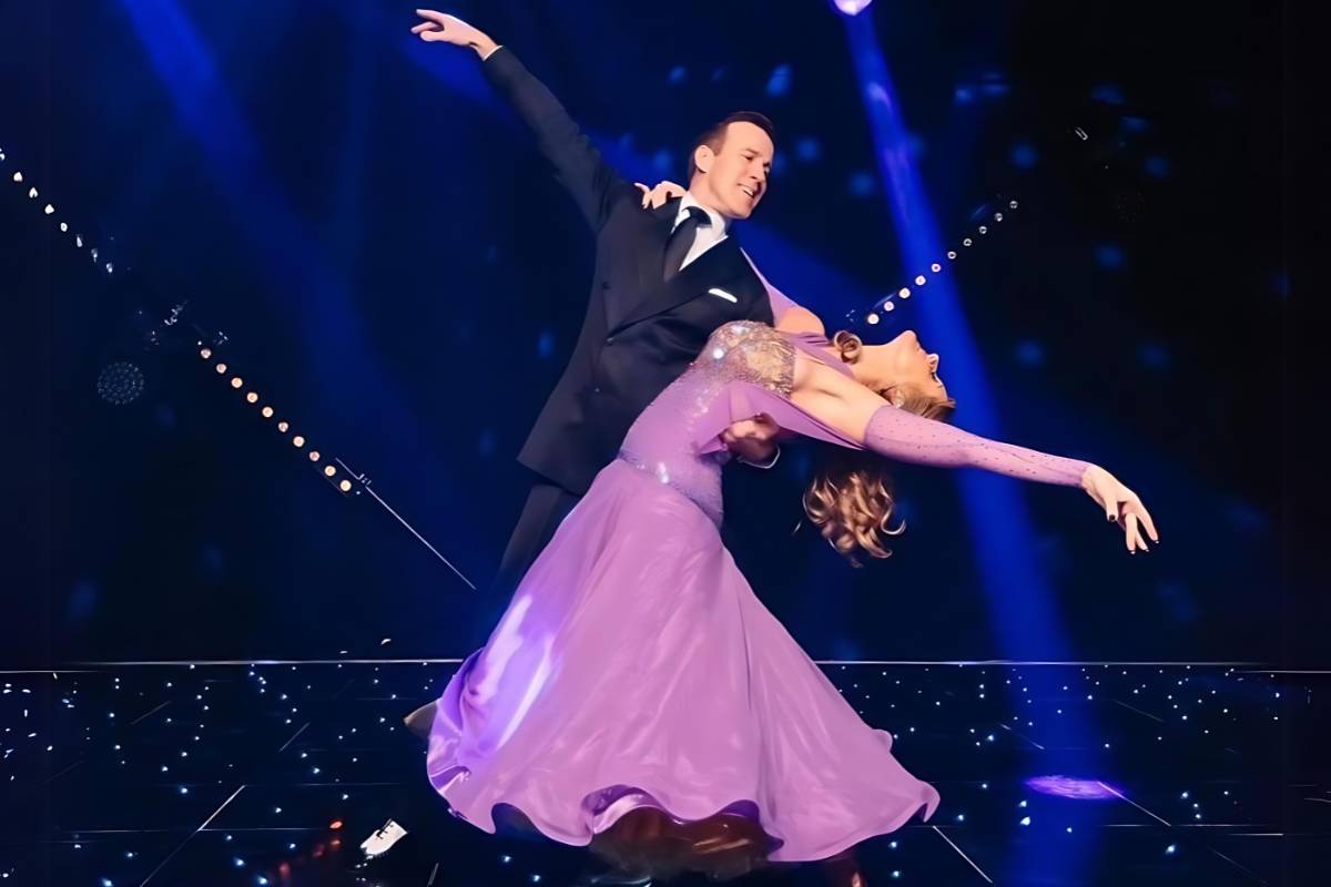 anton du beke tour - anton du beke dancing with his partner