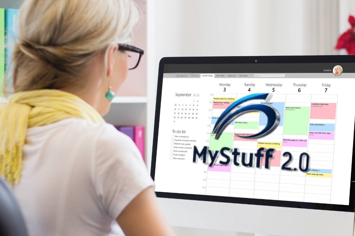 mystuff 2.0 - the ultimate personal organizer being used by a female on her Desktop